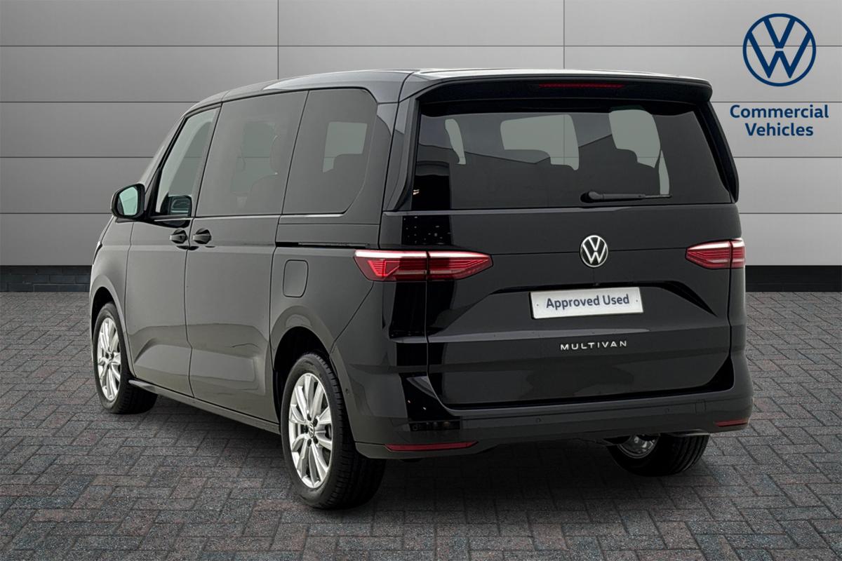 Used Volkswagen Multivan 2025 for sale - 76679590: Photo 3