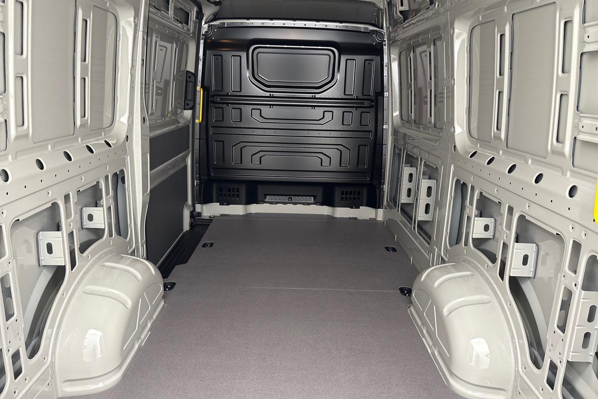 Used Volkswagen Crafter 2025 for sale - 77057727: Photo 12