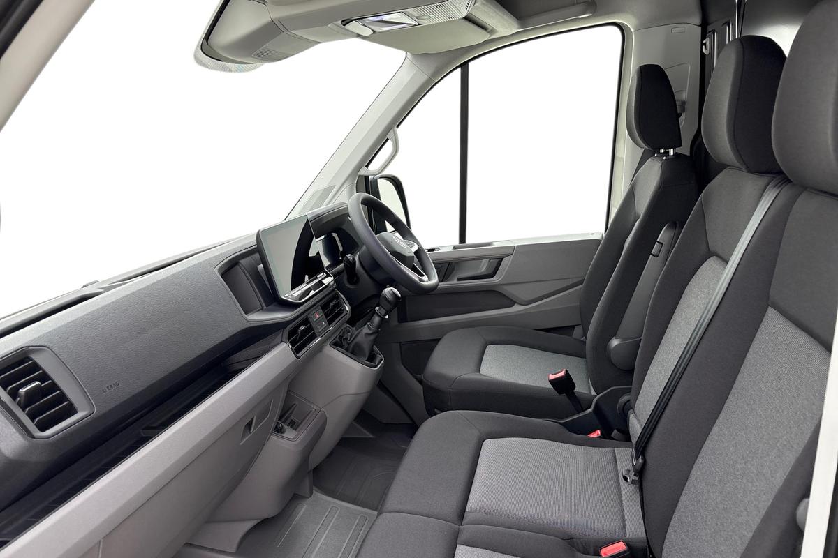 Used Volkswagen Crafter 2025 for sale - 77057727: Photo 2