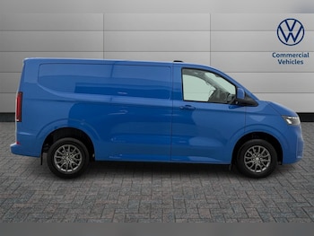 Used Volkswagen Transporter 2025 for sale - 77552132: Photo