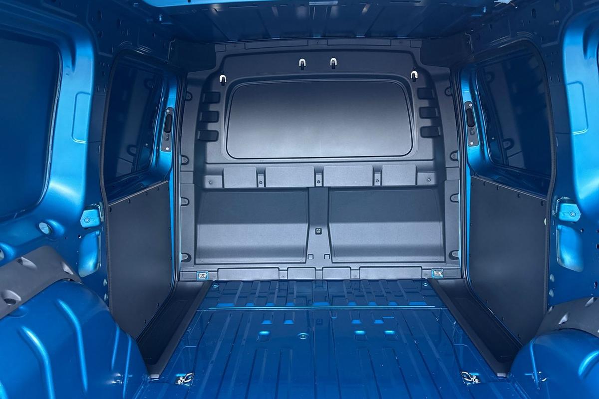 Used Volkswagen Caddy Maxi 2025 for sale - 77893820: Photo 12