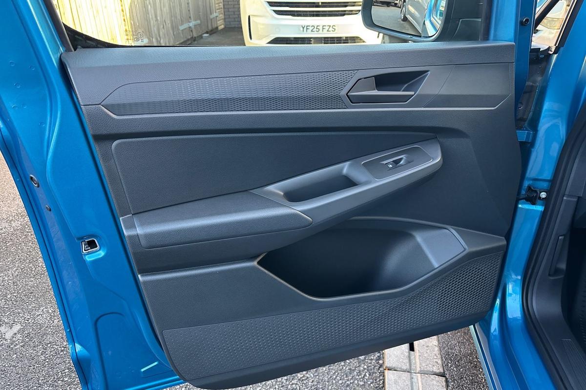 Used Volkswagen Caddy Maxi 2025 for sale - 77893820: Photo 25