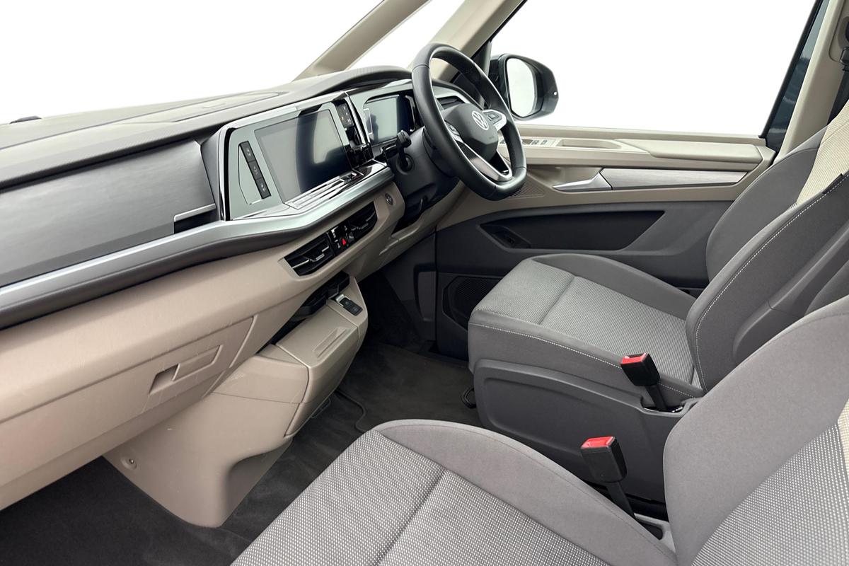 Used Volkswagen Multivan 2025 for sale - 76680174: Photo 2