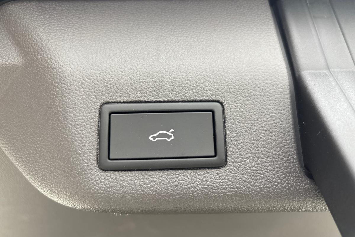 Used Volkswagen Multivan 2025 for sale - 76680174: Photo 22