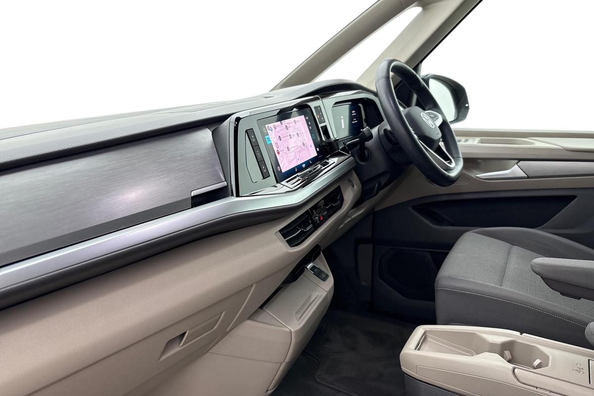 Used Volkswagen Multivan 2025 for sale - 76680429: Photo 2