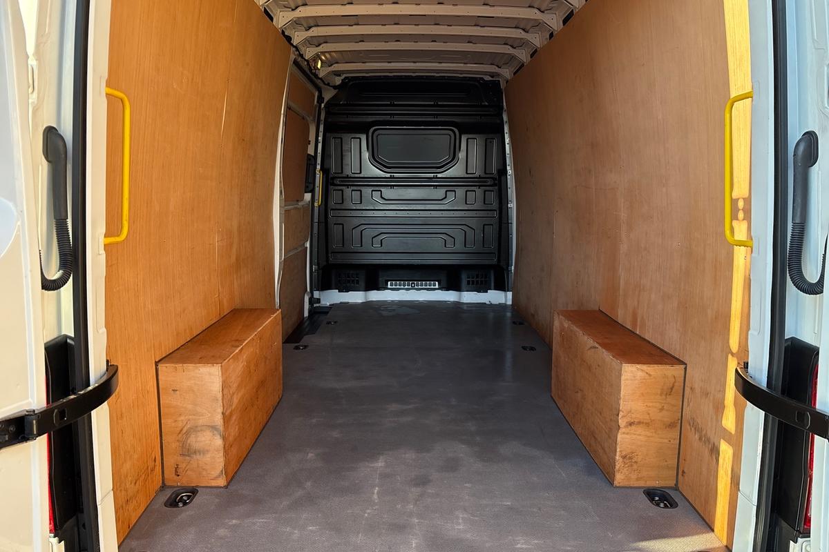 Used Volkswagen Crafter 2023 for sale - 76675759: Photo 12