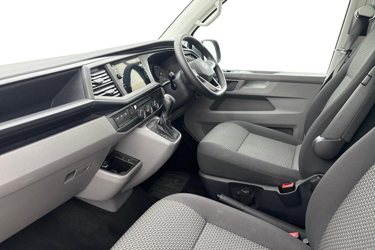 Used Volkswagen Transporter 2024 for sale - 76677259: Photo 2