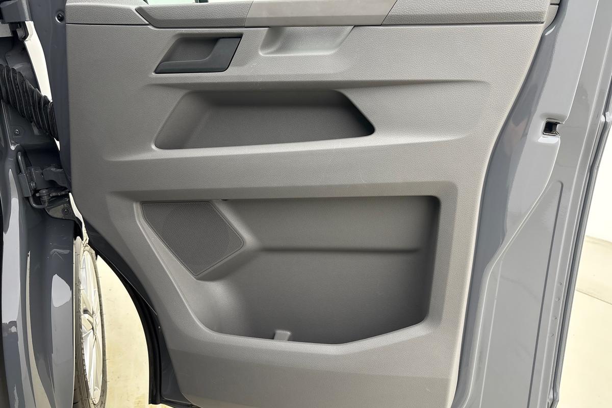 Used Volkswagen Transporter 2024 for sale - 76677259: Photo 25
