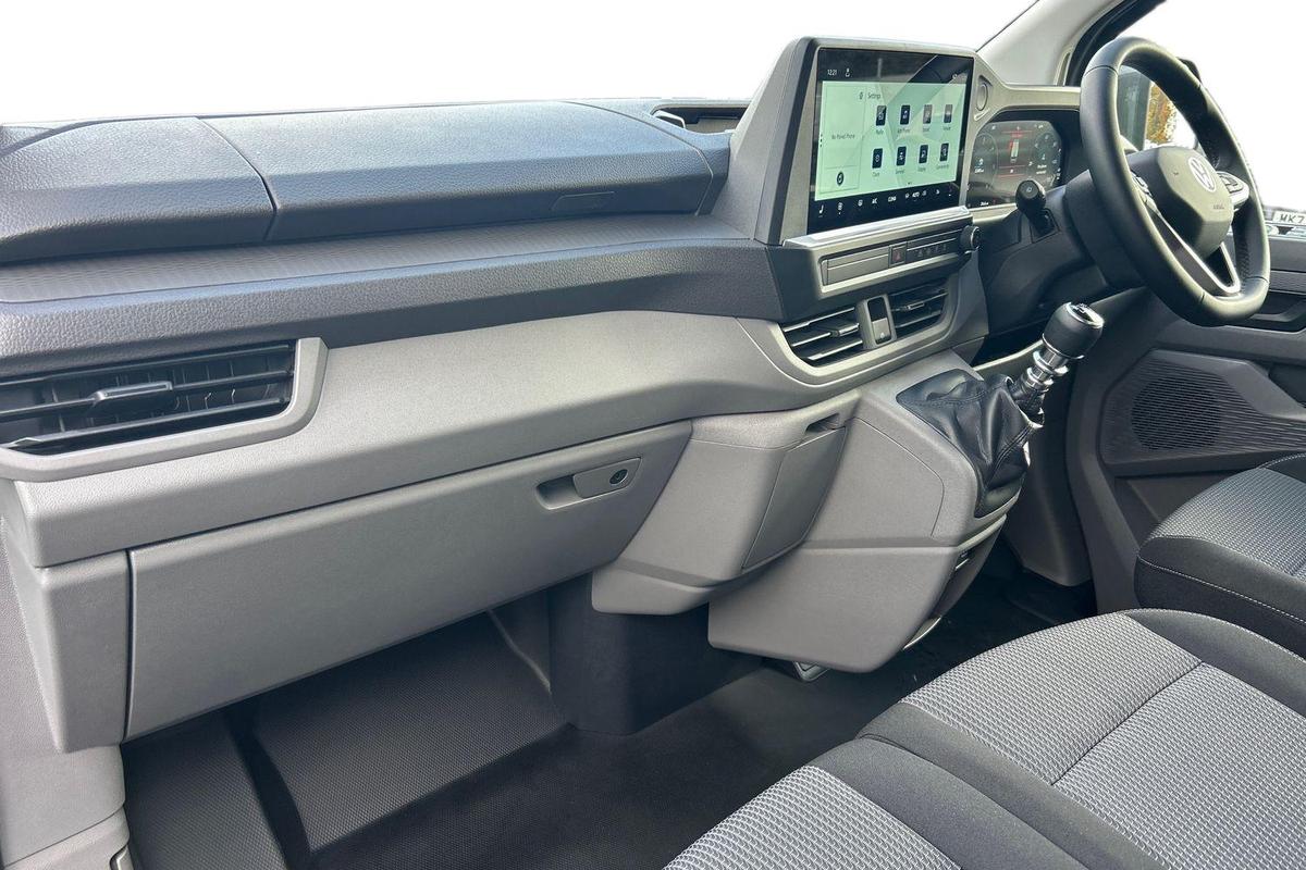 Used Volkswagen Transporter 2025 for sale - 78131444: Photo 2