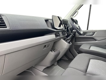 Used Volkswagen Crafter 2025 for sale - 76678541: Photo