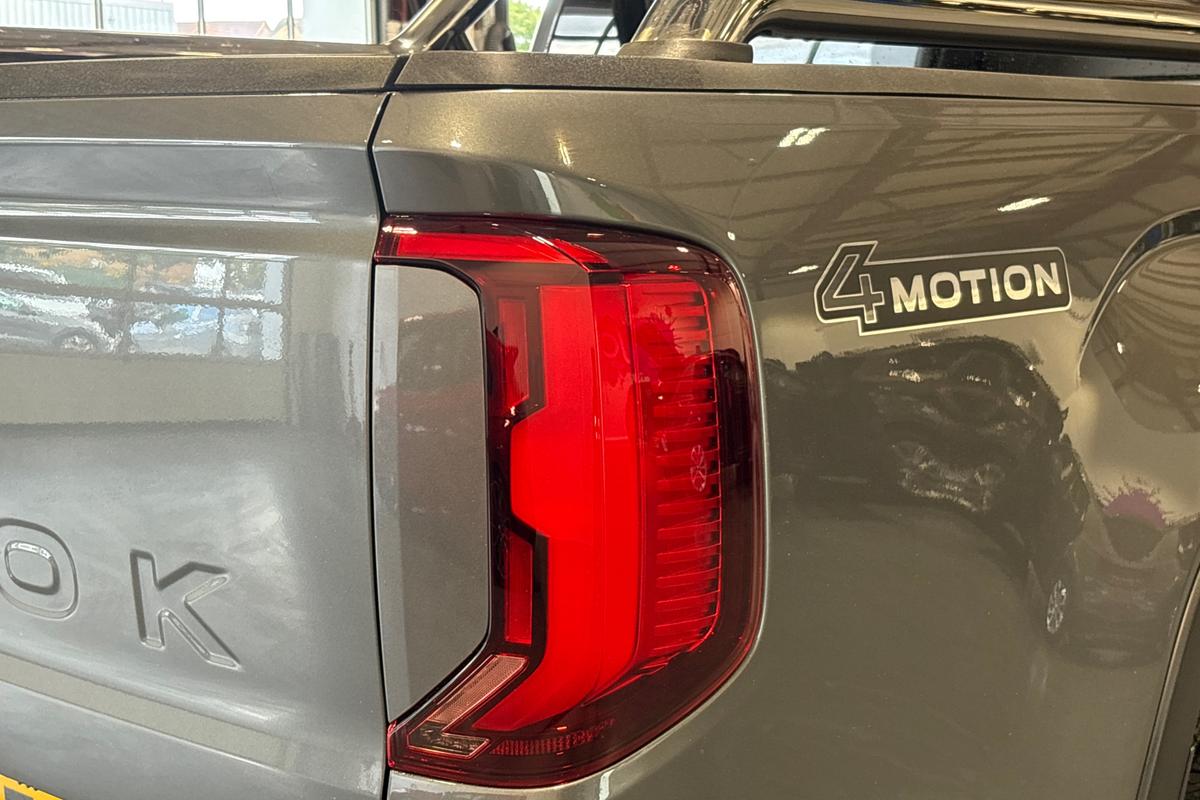 Used Volkswagen Amarok 2024 for sale - 76677531: Photo 18