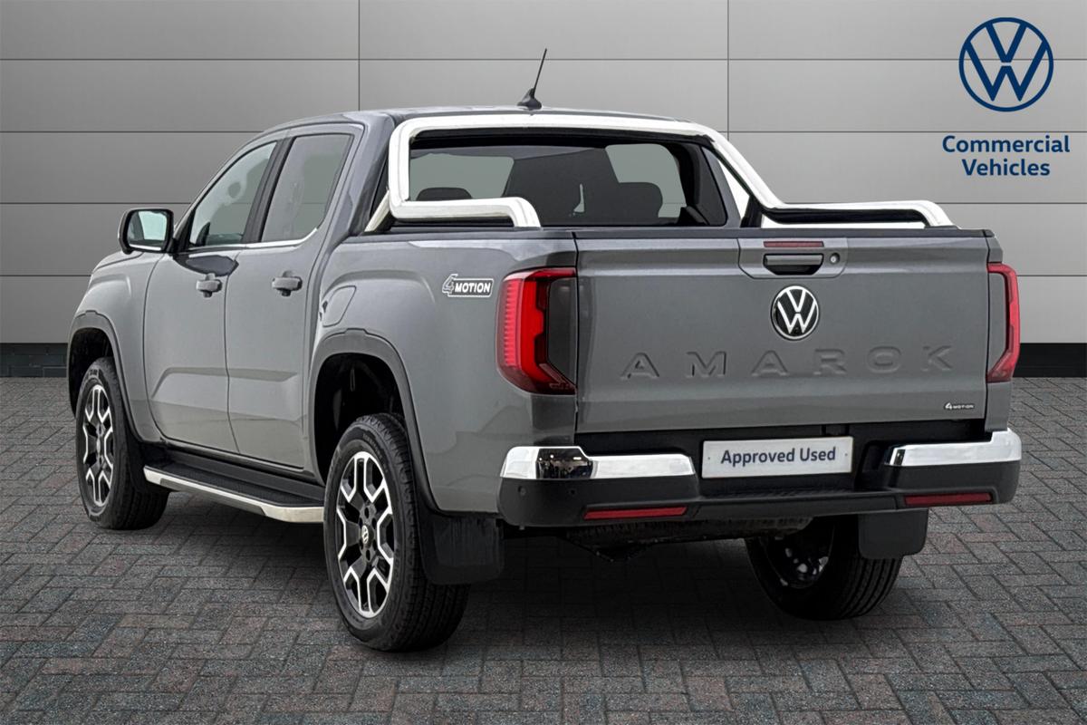 Used Volkswagen Amarok 2024 for sale - 76677531: Photo 3