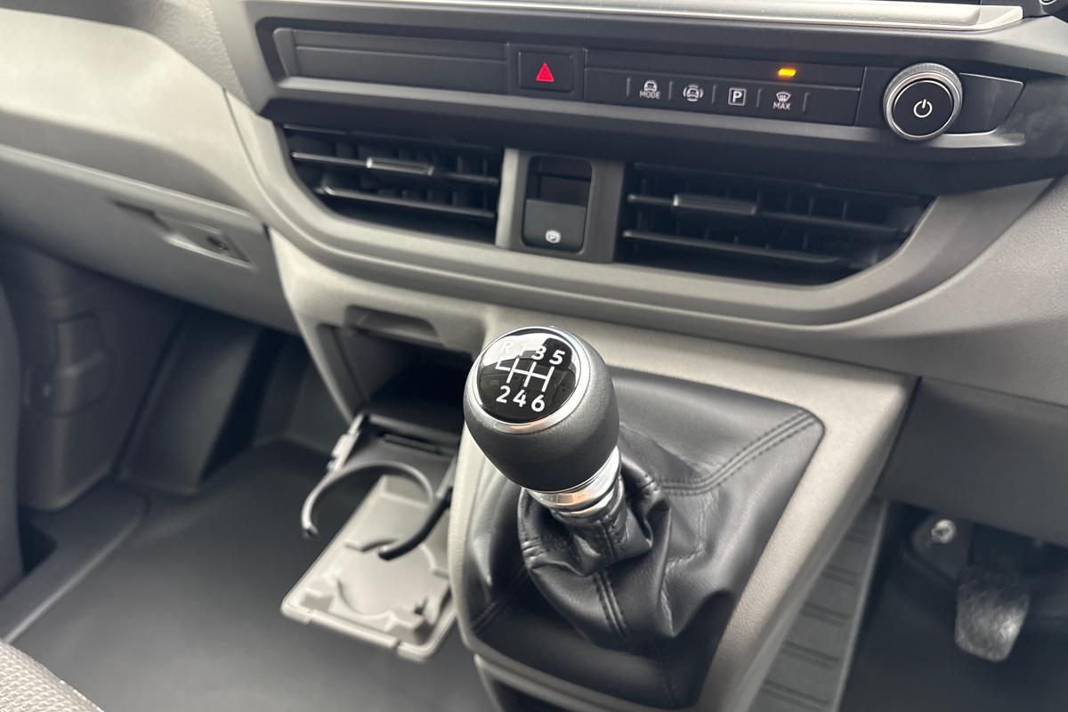 Used Volkswagen Transporter 2025 for sale - 76757394: Photo 23