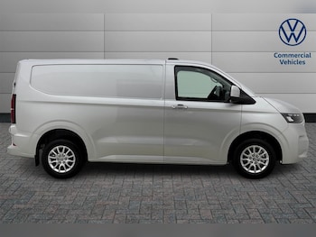 Used Volkswagen Transporter 2025 for sale - 76757394: Photo