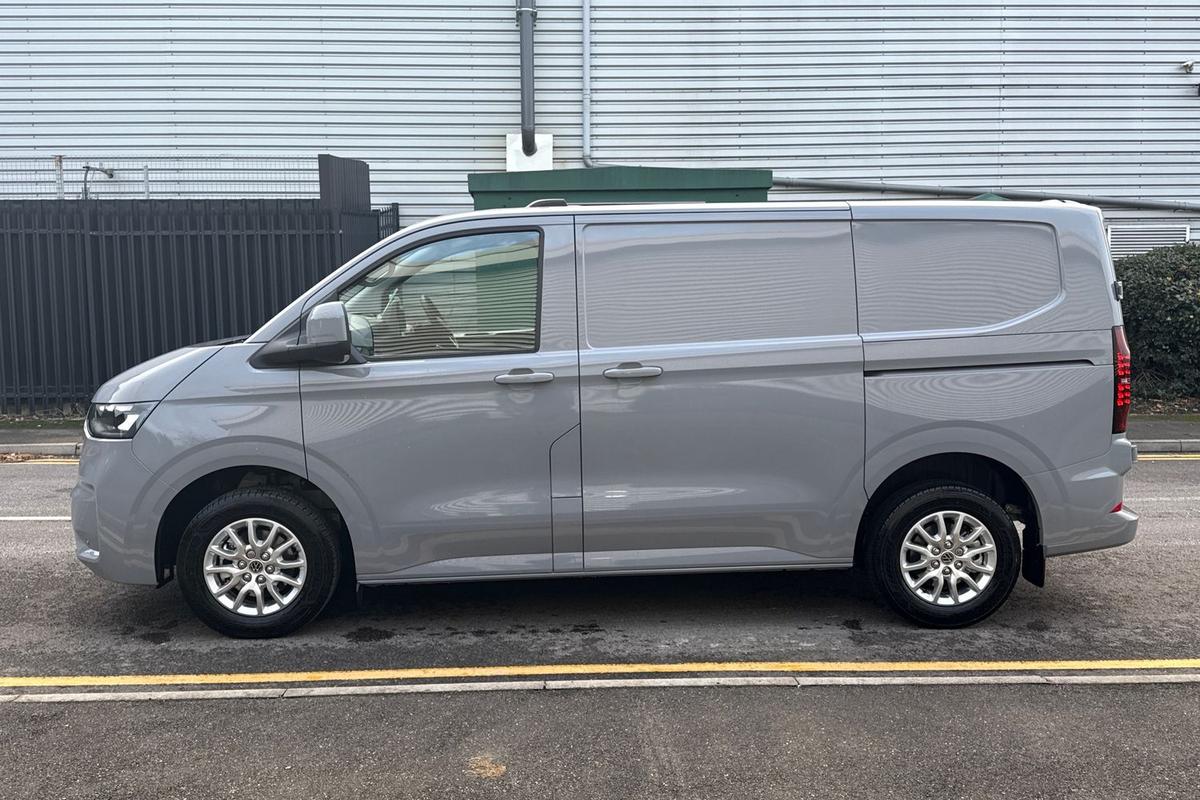 Used Volkswagen Transporter 2025 for sale - 77533156: Photo 22