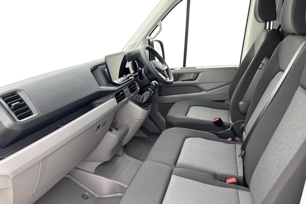 Used Volkswagen Crafter 2025 for sale - 76757392: Photo 2