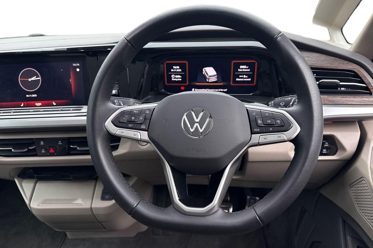 Used Volkswagen Multivan 2025 for sale - 77826381: Photo 11