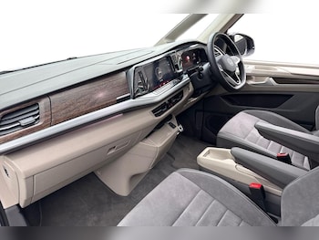 Used Volkswagen Multivan 2025 for sale - 77826381: Photo