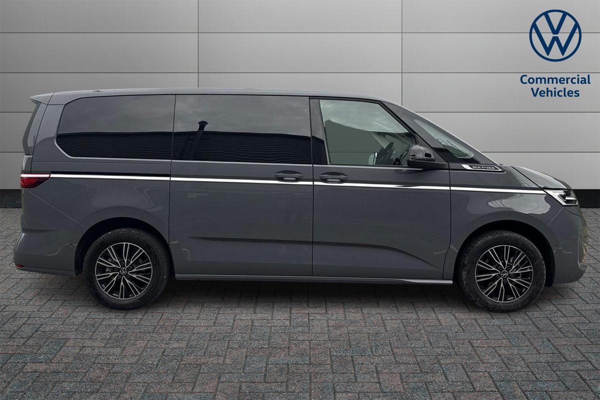 Used Volkswagen Multivan 2025 for sale - 77826381: Photo 4