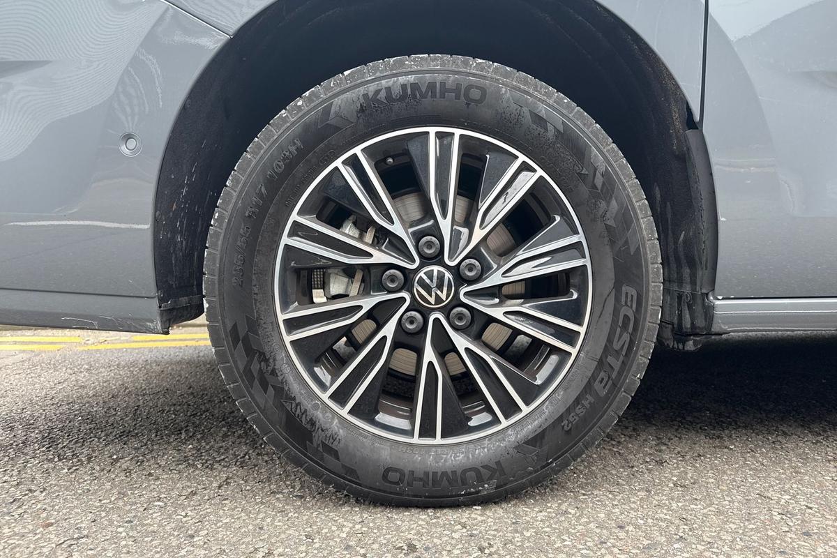 Used Volkswagen Multivan 2025 for sale - 77826381: Photo 5