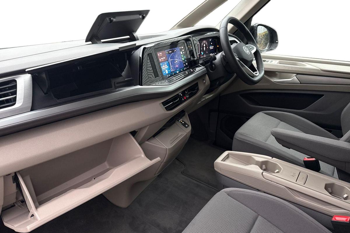 Used Volkswagen Multivan 2025 for sale - 77581986: Photo 2