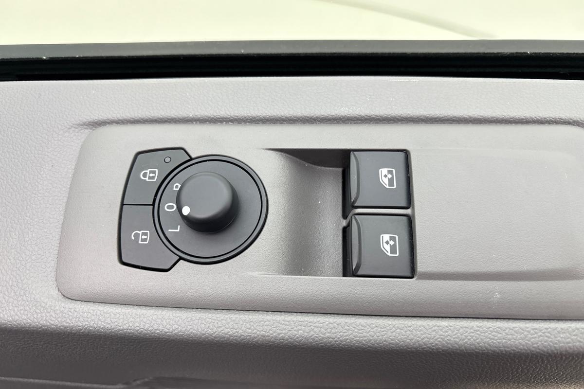 Used Volkswagen Transporter 2025 for sale - 77533170: Photo 25