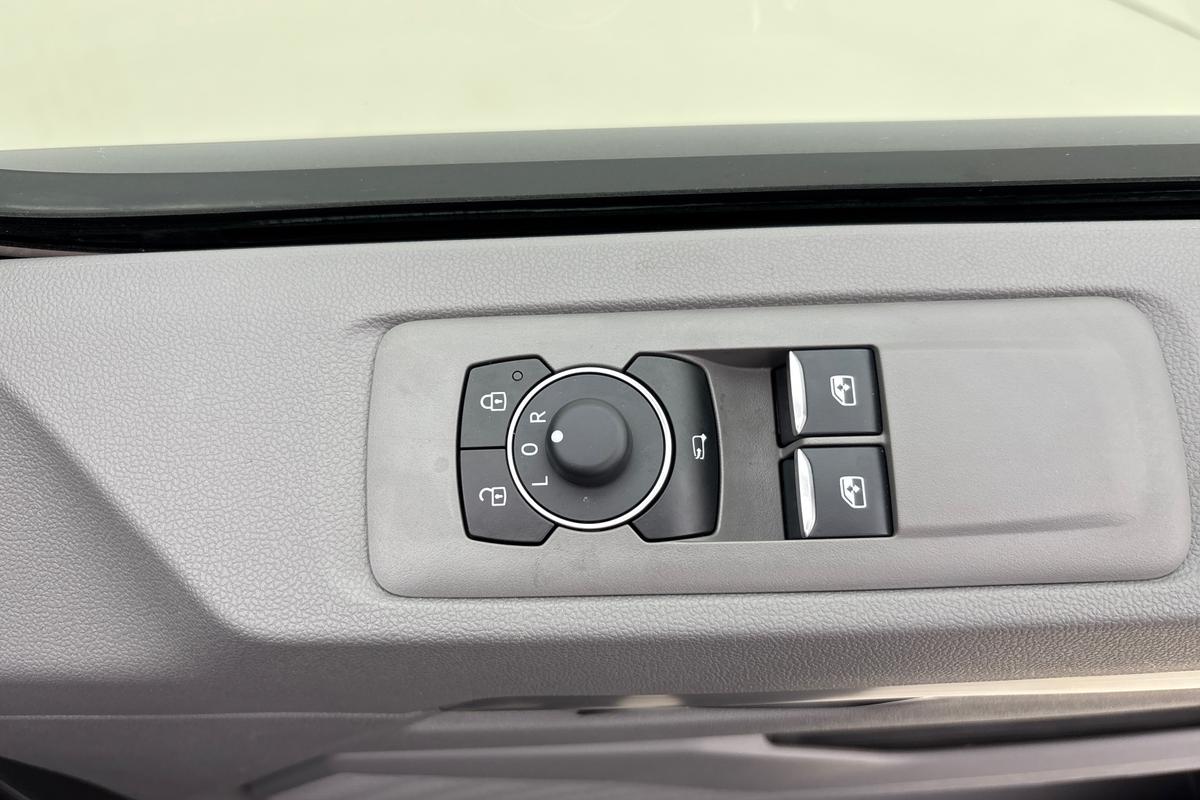 Used Volkswagen Transporter 2025 for sale - 76678047: Photo 24