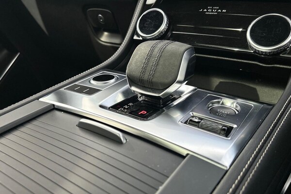 Used Jaguar F-Pace 2022 for sale - 76175398: Photo 13