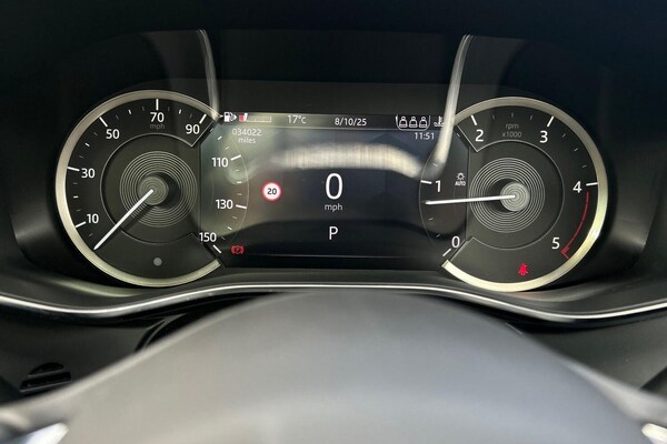Used Jaguar F-Pace 2022 for sale - 76175398: Photo 16