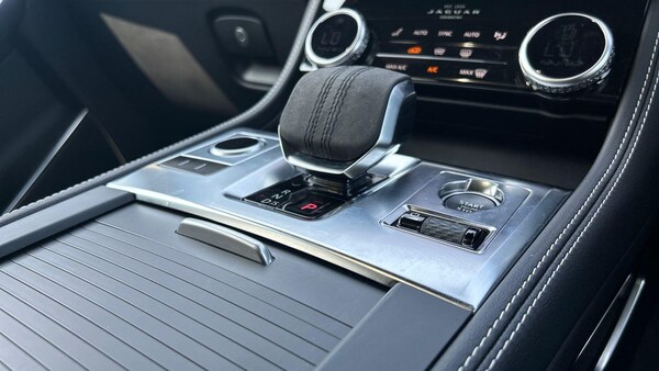 Used Jaguar F-Pace 2023 for sale - 75614460: Photo 13