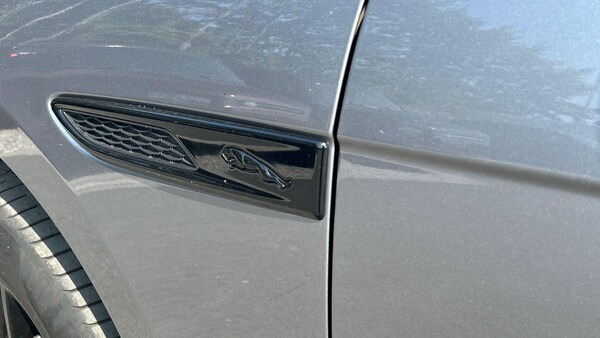 Used Jaguar F-Pace 2023 for sale - 75614460: Photo 20