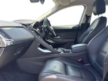 Used Jaguar E-Pace 2021 for sale - 75041059: Photo