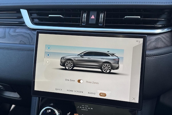 Used Jaguar F-Pace 2021 for sale - 75449562: Photo 42