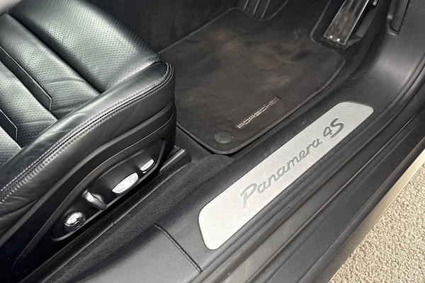 Used Porsche Panamera 2017 for sale - 76166565: Photo 23