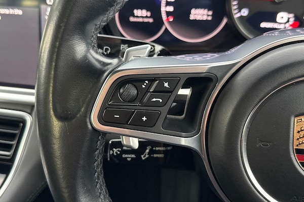 Used Porsche Panamera 2017 for sale - 76166565: Photo 24