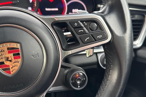 Used Porsche Panamera 2017 for sale - 76166565: Photo 25
