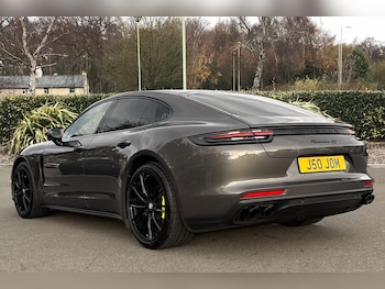 Used Porsche Panamera 2017 for sale - 76166565: Photo 2
