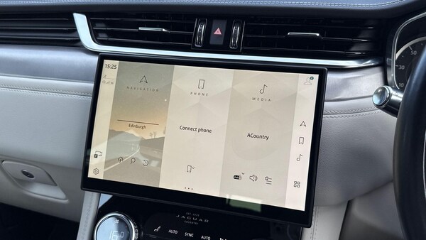 Used Jaguar F-Pace 2022 for sale - 75658427: Photo 11