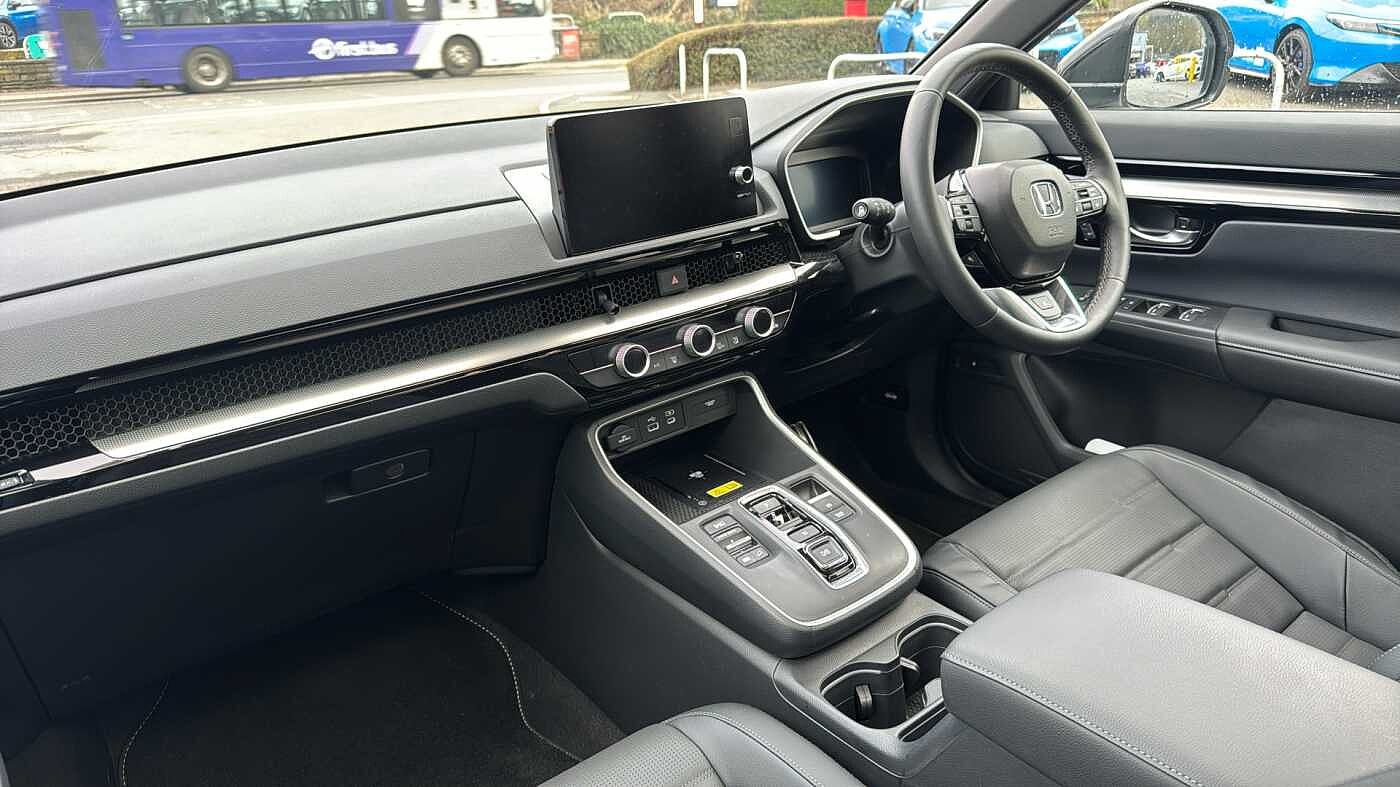 Used Honda CR-V 2025 for sale - 78206367: Photo 2