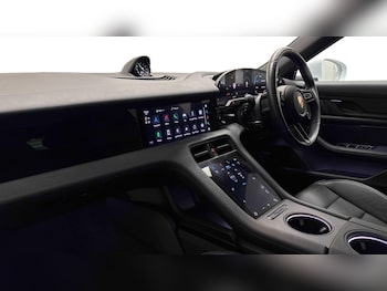Used Porsche Taycan 2022 for sale - 78678041: Photo