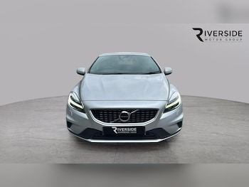 Used Volvo V40 2018 for sale - 79388917: Photo