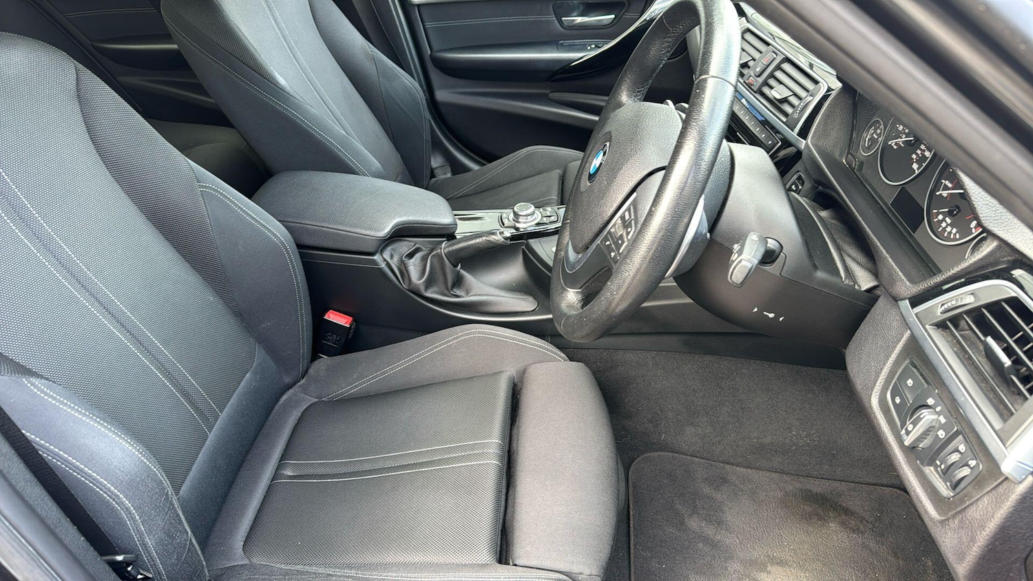 Used BMW 3 Series 2017 for sale - 78206368: Photo 31