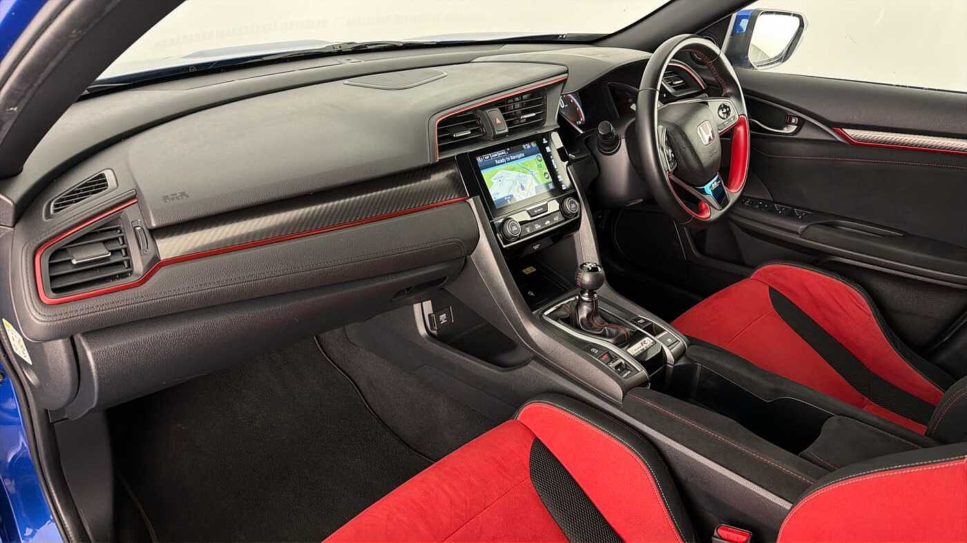 Used Honda Civic 2019 for sale - 78206360: Photo 2