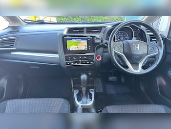 Used Honda Jazz 2018 for sale - 78320688: Photo
