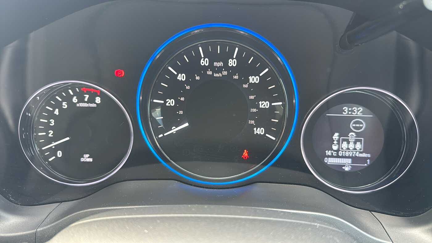 Used Honda HR-V 2018 for sale - 78206359: Photo 11