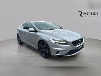 Used Volvo V40 2018 for sale - 79781228: Photo