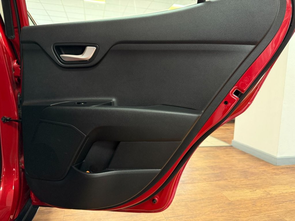 Used Kia Stonic 2020 for sale - 77293287: Photo 39