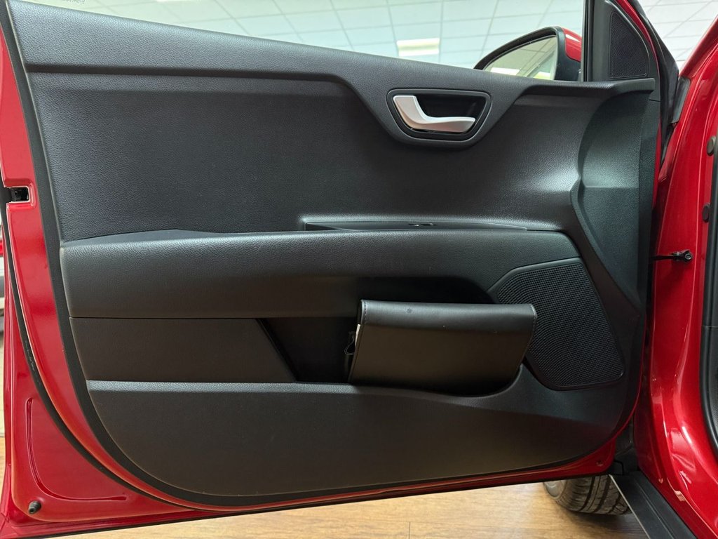 Used Kia Stonic 2020 for sale - 77293287: Photo 41