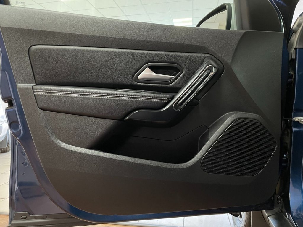Used Dacia Duster 2018 for sale - 76069102: Photo 42