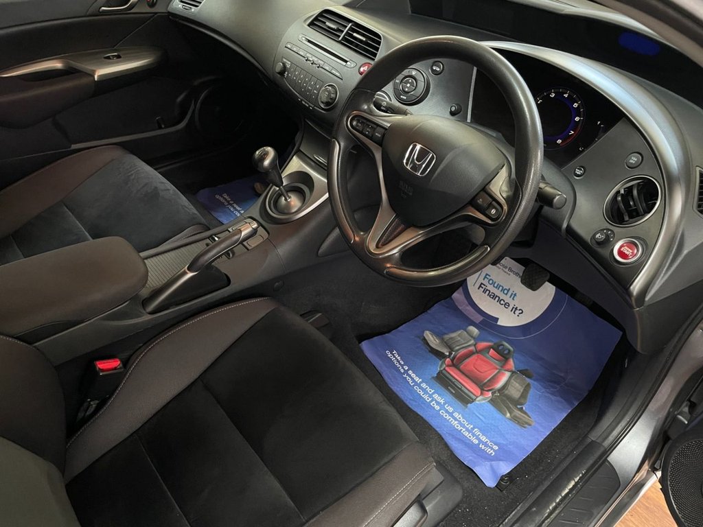 Used Honda Civic 2011 for sale - 76496247: Photo 16